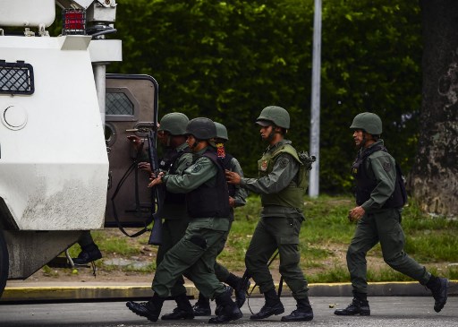 الجيش قوة سياسية واقتصادية فاعلة في فنزويلا