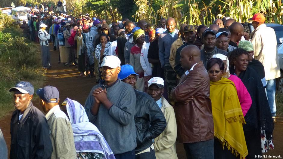 انتخابات عامة في كينيا الثلاثاء وسط أجواء متوترة