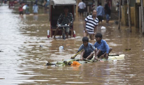 مقتل 23 شخصا جراء فيضانات في شمال شرق تايلاند
