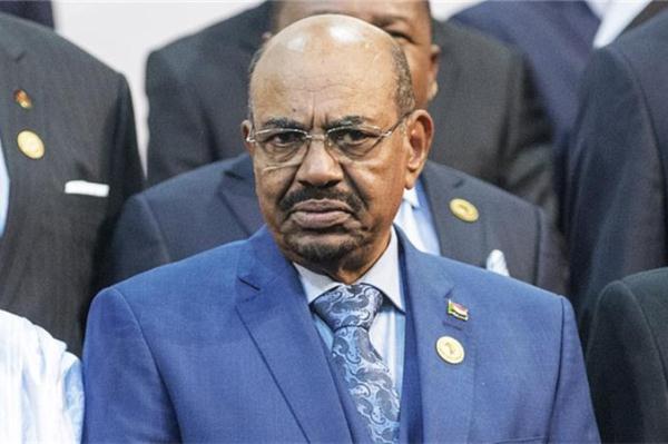 حقوقيون وأكاديميون يطالبون بإلغاء زيارة الرئيس السوداني للمغرب