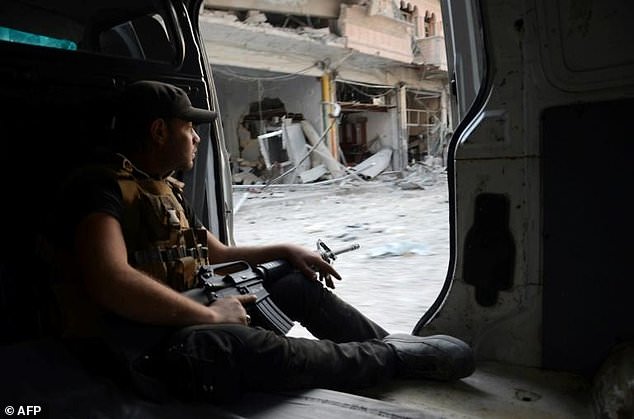 مقاتل سوري يروي خيبة أمله من السياسة الأميركية