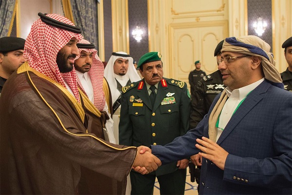 الأمير محمد بن سلمان خلال استقباله أعضاء مجلس النواب اليمني