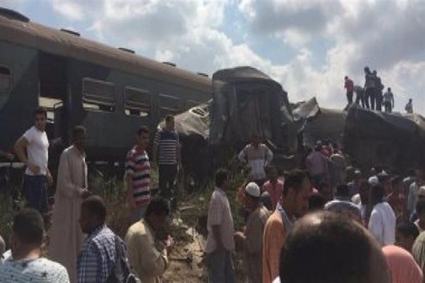 37 قتيلا في تصادم قطارين بالاسكندرية