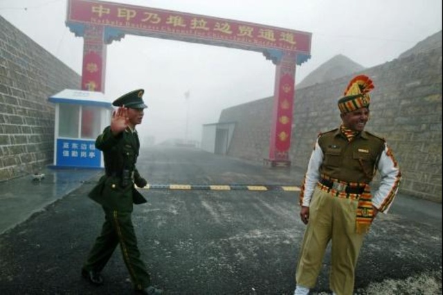 مواجهات بين القوات الهندية والصينية في منطقة جبلية