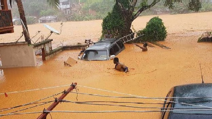 499 قتيلا جراء الفيضانات في سيراليون