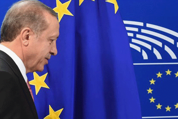مفوض أوروبي: مطلوب ردع أردوغان