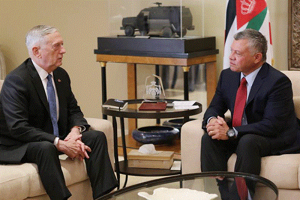 العاهل الأردني يحادث وزير الدفاع الأميركي