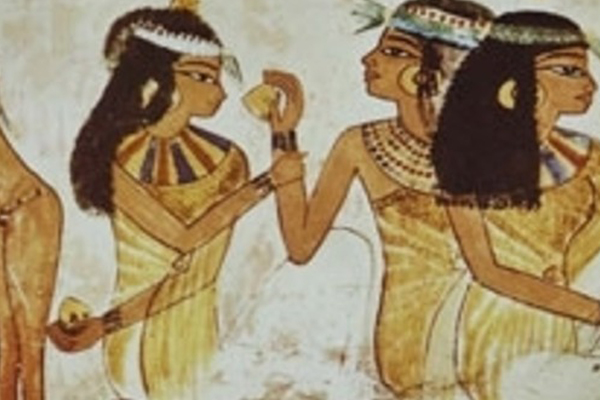 المرأة الفرعونية تفوقت في كشف أسرار الحمل والإنجاب