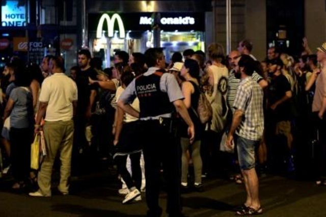 عمليتا دهس في اسبانيا توديان بحياة 13 شخصا والشرطة قتلت خمسة 