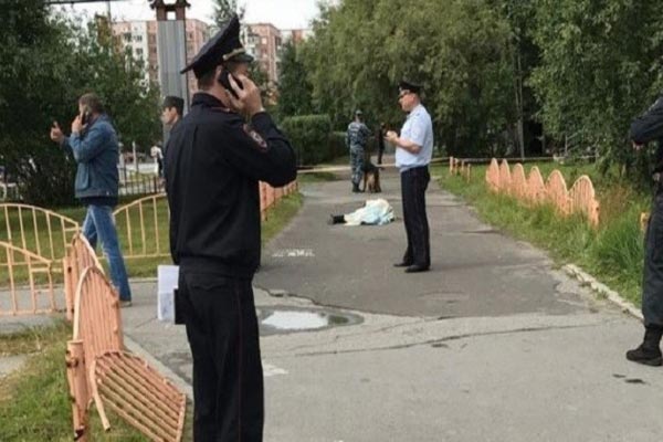 الشرطة الروسية تقتل رجلًا طعن ثمانية مارّين بسكين