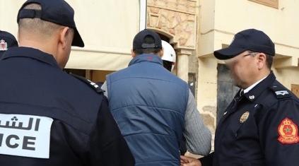 مصالح الأمن المغربية توقف رجال شرطة ومواطنًا تونسيًا