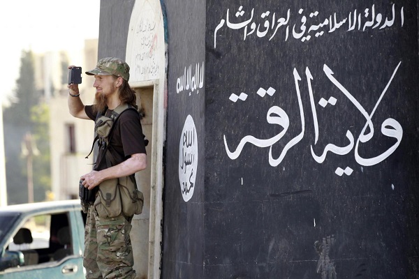 داعش على حافة الهزيمة في سوريا والعراق