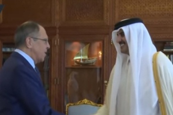 قطر وروسيا تتعهدان تعزيز روابطهما الاقتصادية