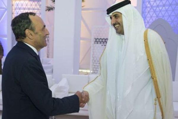 أمير قطر لدى استقباله حبيب المالكي رئيس مجلس النواب 