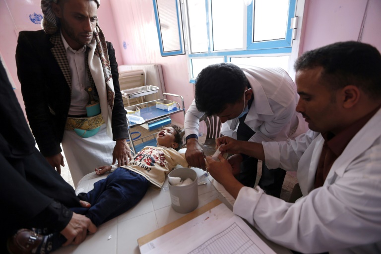 وفاة مؤسس الهلال الاحمر اليمني بسبب نقص بالامدادات الطبية