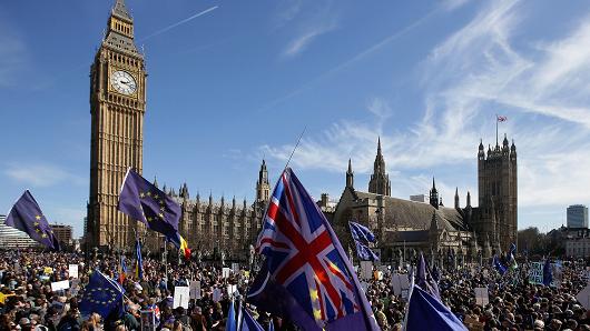 أول تصويت في البرلمان البريطاني الاثنين على الغاء التشريعات الاوروبية