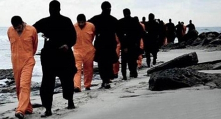 الحكم بالإعدام على سبعة مصريين للانتماء لداعش وقطع رؤوس اقباط