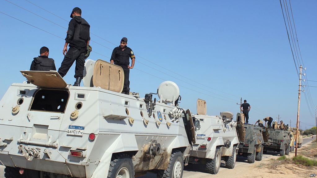 18 قتيلا في هجوم على دورية لقوات الأمن المصرية في شمال سيناء