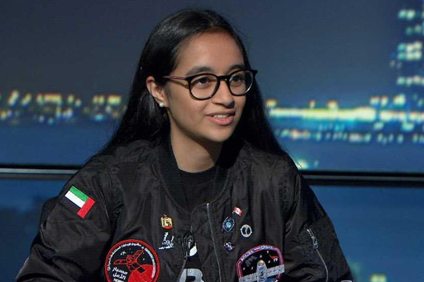 طالبة إماراتية تتلقى رسالة من محطة الفضاء الدولية