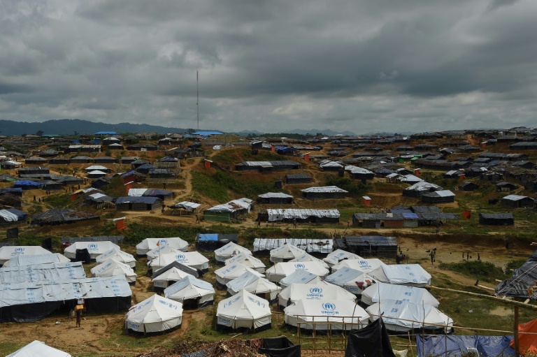 منظمة الصحة العالمية تحذر من انتشار الكوليرا في مخيمات اللاجئين الروهينغا في بنغلادش