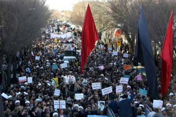 طهران: تدخلات واشنطن في شؤوننا باتت فاضحة