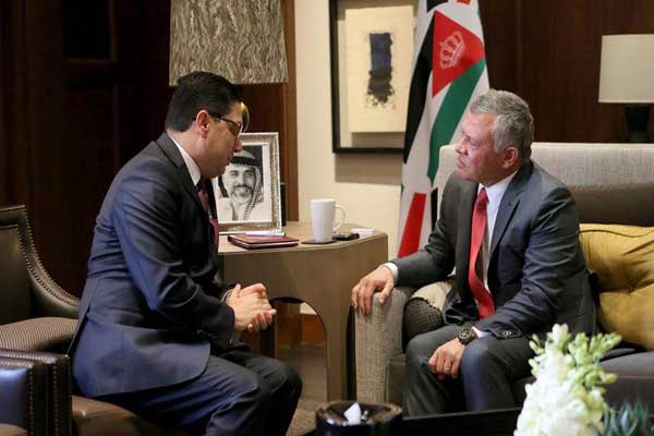 العاهل الأردني يستقبل وزير خارجية المغرب