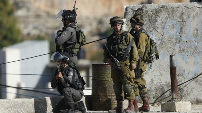 الجيش الاسرائيلي يتعقب منفذي هجوم ادى الى مقتل مستوطن