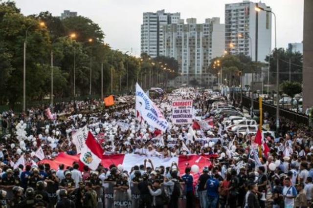 مئات المؤيدين للعفو عن فوجيموري يتظاهرون في ليما