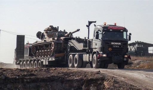 تركيا تواصل قصف عفرين السورية وتستعد للهجوم عليها