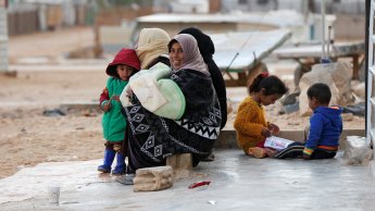 منظمات دولية تحذر من إرغام اللاجئين السوريين على العودة إلى بلادهم