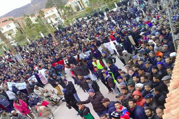 تظاهرات في جرادة استياء من تعامل المغربية مع مطالبهم