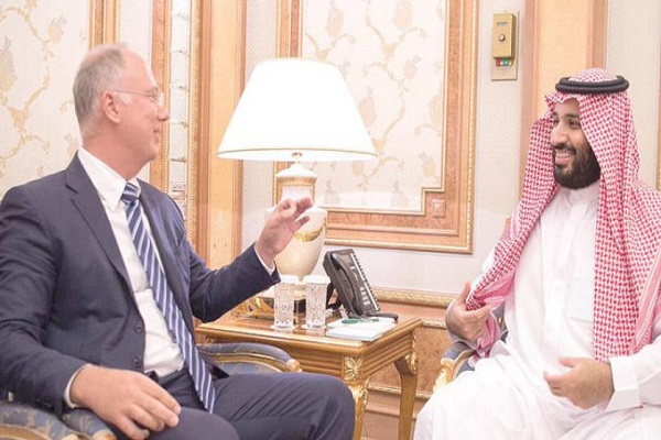 الأمير محمد بن سلمان ودميتريف يبحثان المشاريع المشتركة