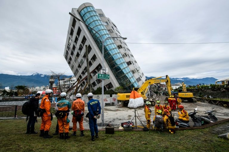 ارتفاع عدد ضحايا الزلزال في تايوان الى 12 قتيلا بعد انتشال جثتين