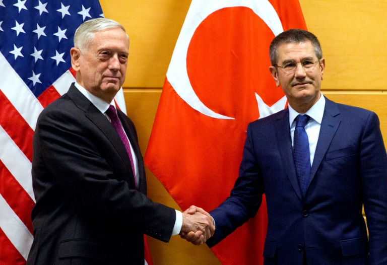 ماتيس يدعو تركيا الى التركيز على مكافحة تنظيم داعش
