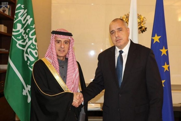 وزير الخارجية السعودي ورئيس وزراء بلغاريا خلال اللقاء