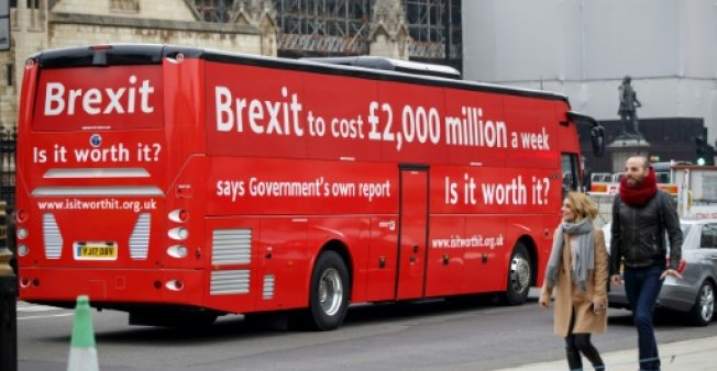 حافلة حمراء للترويج لحملة جديدة مؤيدة للاتحاد الاوروبي في بريطانيا