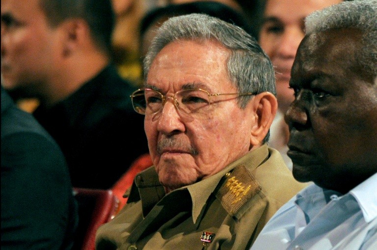 راوول كاسترو يستقبل وفدًا من الكونغرس الأميركي