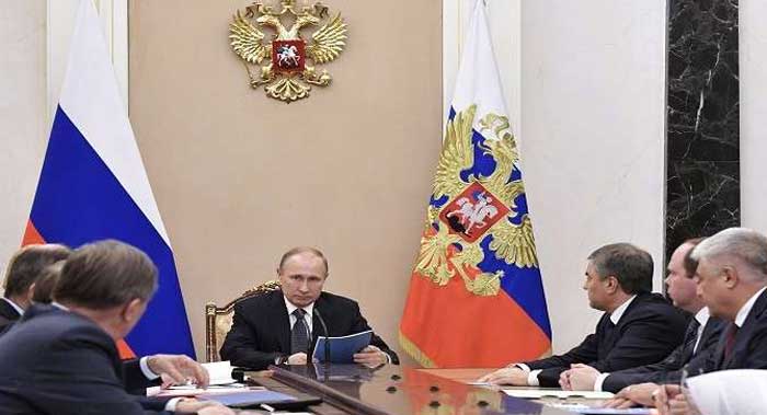 بوتين مترئسا اجتماع الامن القومي