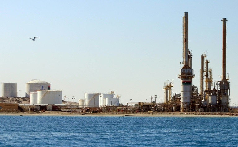 واشنطن تفرض عقوبات على متهمين بتهريب النفط الليبي