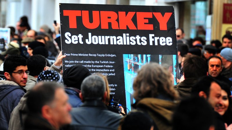 السجن ل25 صحافيا تركيا بتهم على صلة بالانقلاب
