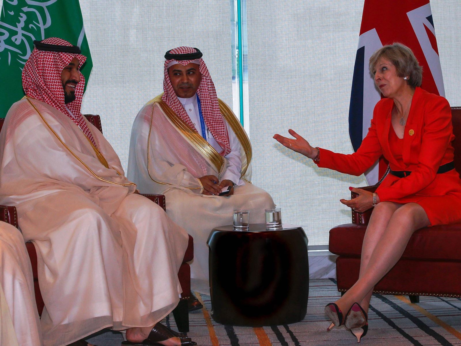 هل ينهي لقاء الأمير محمد - تيريزا ماي الحرب في سوريا؟