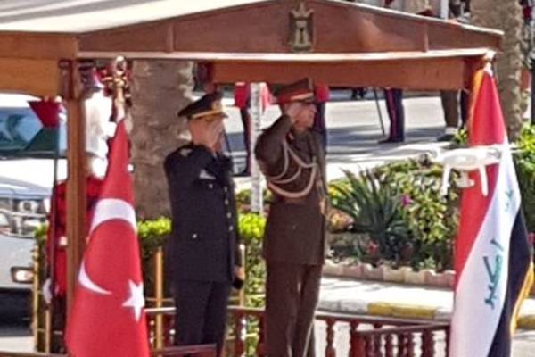 رئيس أركان الجيش التركي يبدأ مباحثات في بغداد