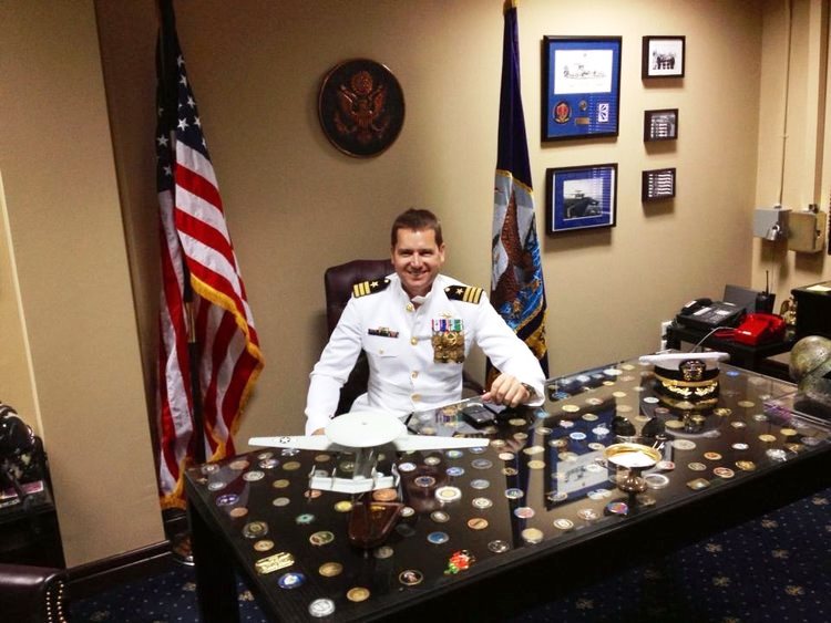 ضابط أميركي متقاعد يترشح لعضوية الكونغرس عن فلوريدا