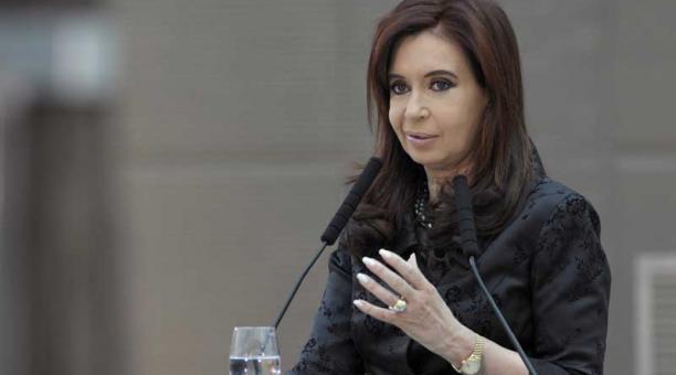 القضاء الارجنتيني يسعى لمحاكمة الرئيسة السابقة كريستينا كيرشنر بتهم فساد