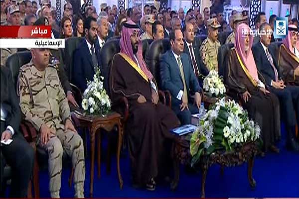 السيسي ومحمد بن سلمان يتفقدان محور قناة السويس