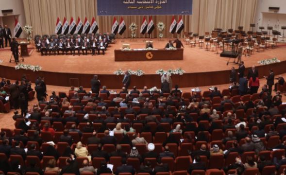 الموازنة العراقية تحدد خمس سيارات لكل من رؤساء الجمهورية والوزراء والبرلمان