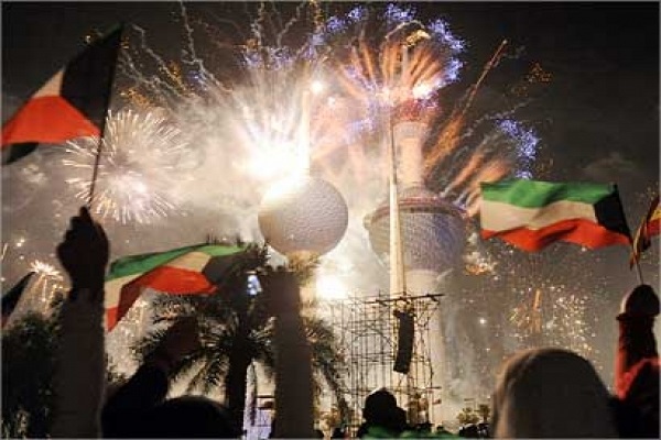 الكويت تحتفل بباقة من أعيادها الوطنية