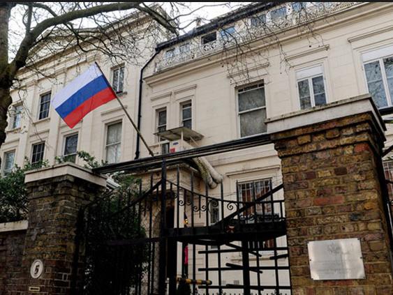 السفارة الروسية تتهم لندن بـ