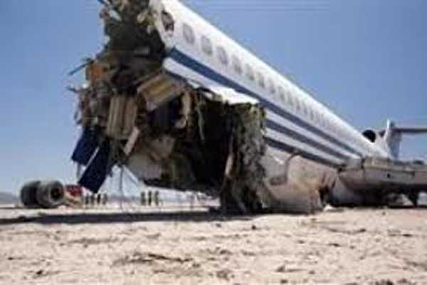 طائرة ركاب بنغلادشية تتحطم في النيبال