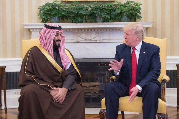 الأمير محمد بن سلمان والرئيس ترمب خلال لقاء سابق